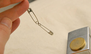 Illustration for article titled What You Need to Know About Getting Magnetic Finger Implants